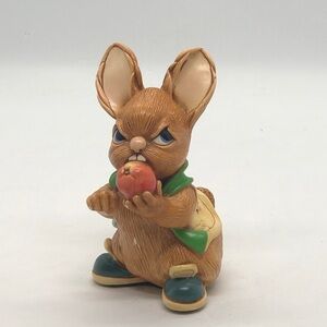 “Scrumpy" Vintage PenDelfin Bunny Figurine